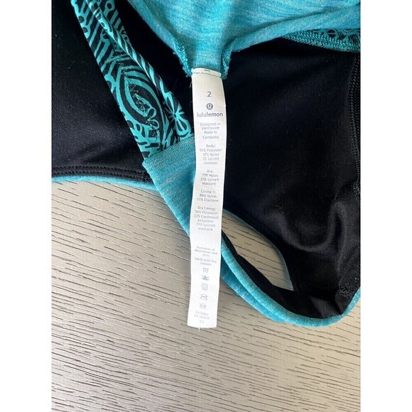 Lululemon Free to Be Serene Tank Top Women's Built in Sports Bra Teal Printed 2 - Picture 4 of 5